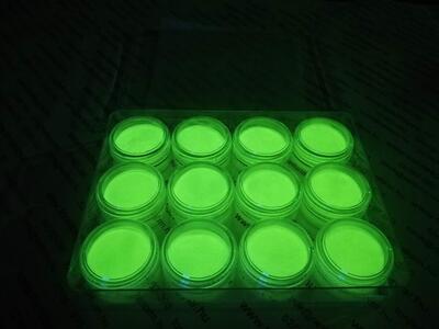 Lumineszkáló pigmentpor 12 darabos 3 g tégelyekben