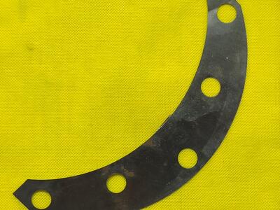 MTZ hátsóhídház - féktengelyház hézagoló lemez tömítés Lv.: 0,2 mm 50-2407057